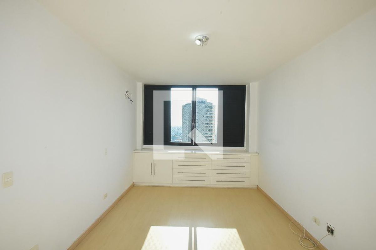 Apartamento, 3 quartos, 215 m² - Foto 70
