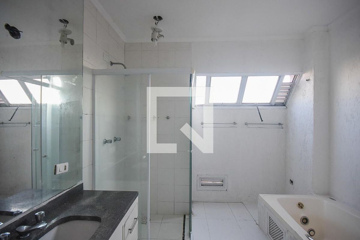 Apartamento, 3 quartos, 215 m² - Foto 84