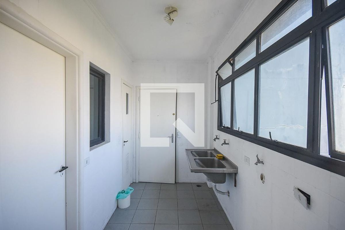 Apartamento, 3 quartos, 215 m² - Foto 100