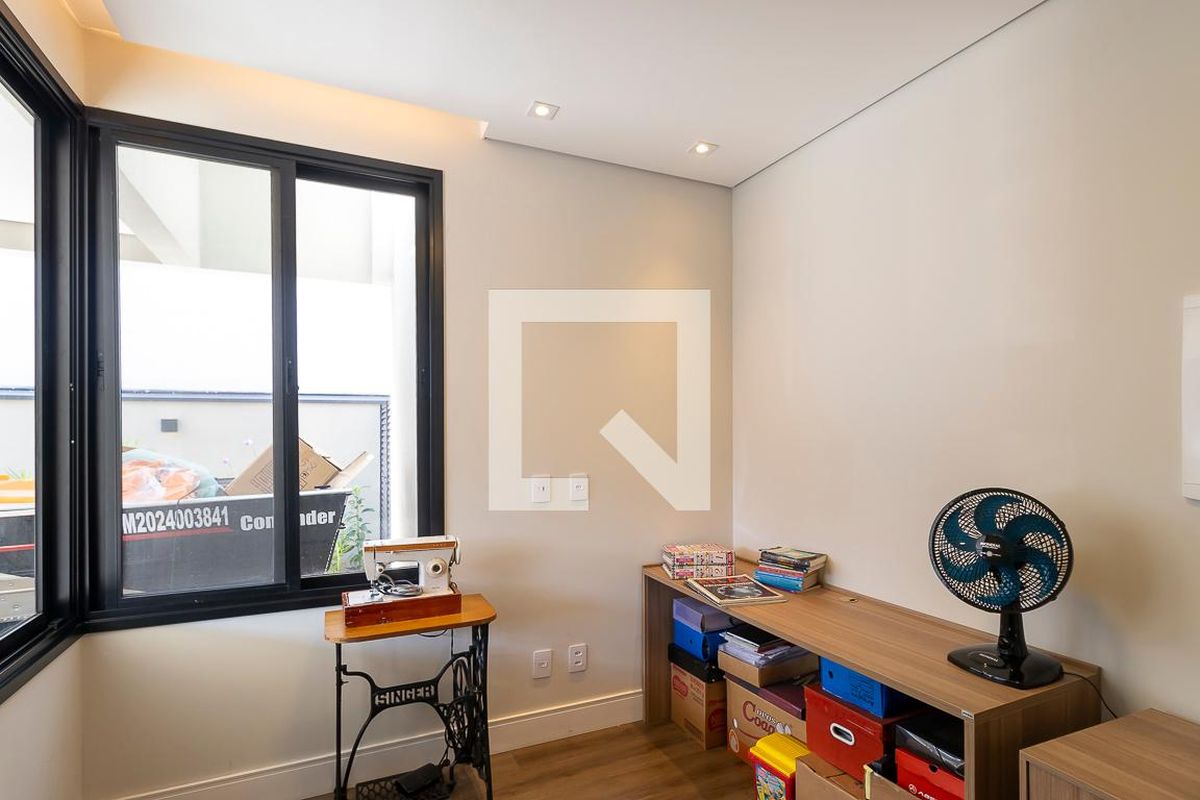 Casa à Venda - Swiss Park, 3 Quartos,  304 m2 em , Campinas - sp | SoloBR