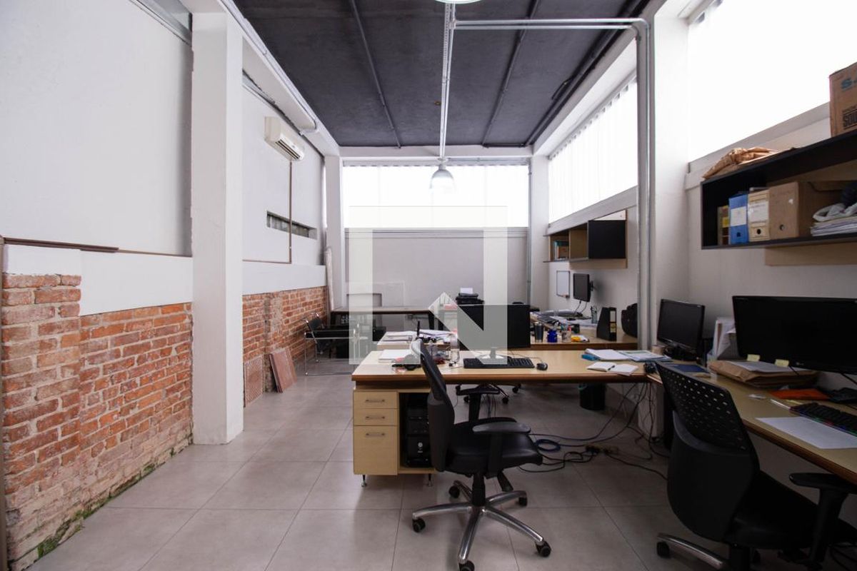 Casa, 2 quartos, 240 m² - Foto 80