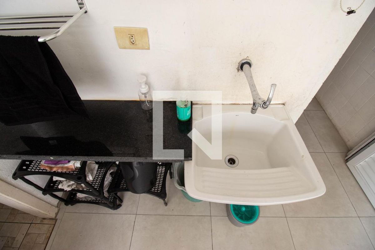 Casa, 2 quartos, 240 m² - Foto 64