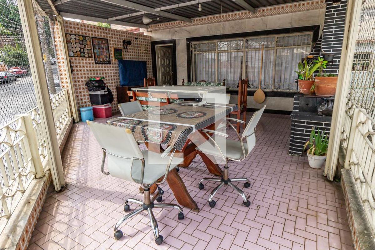 Casa, 3 quartos, 250 m² - Foto 14