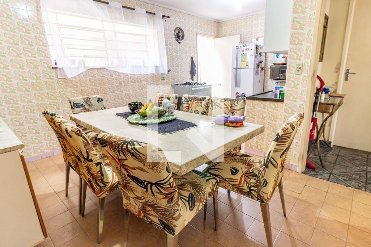 Casa, 3 quartos, 250 m² - Foto 67