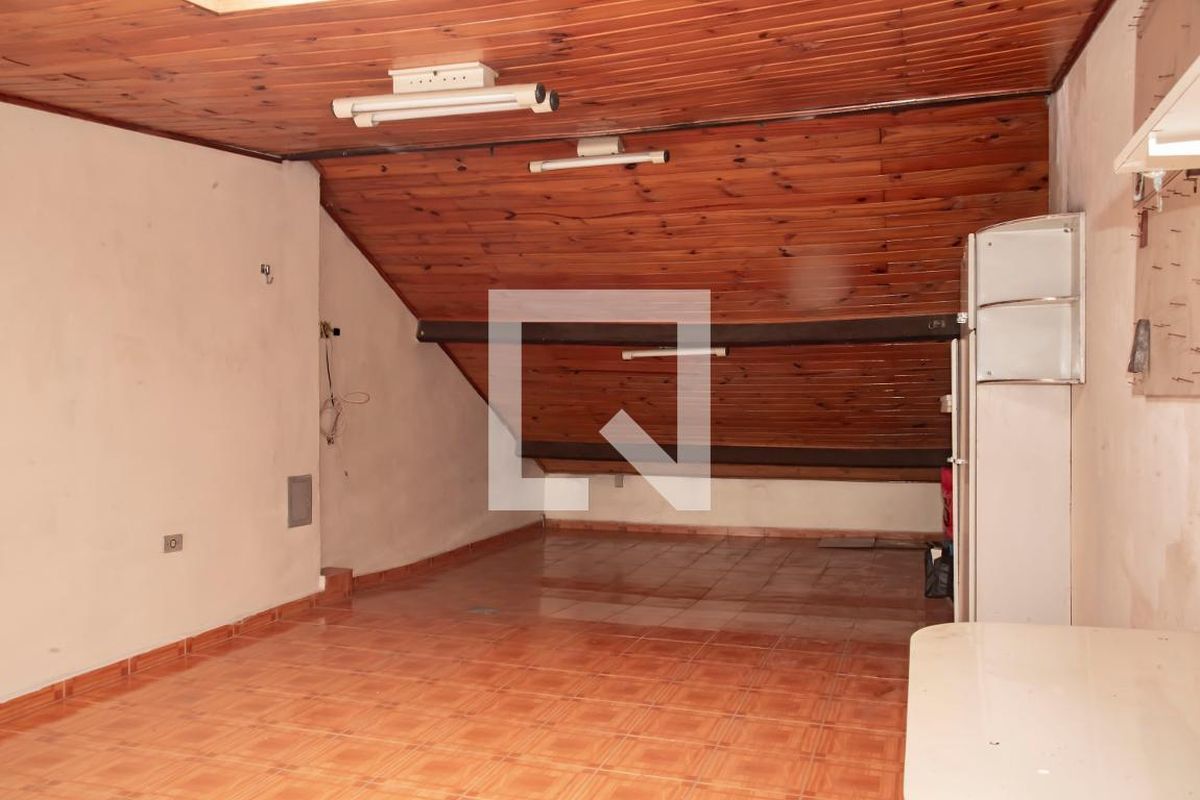 Casa, 3 quartos, 225 m² - Foto 32