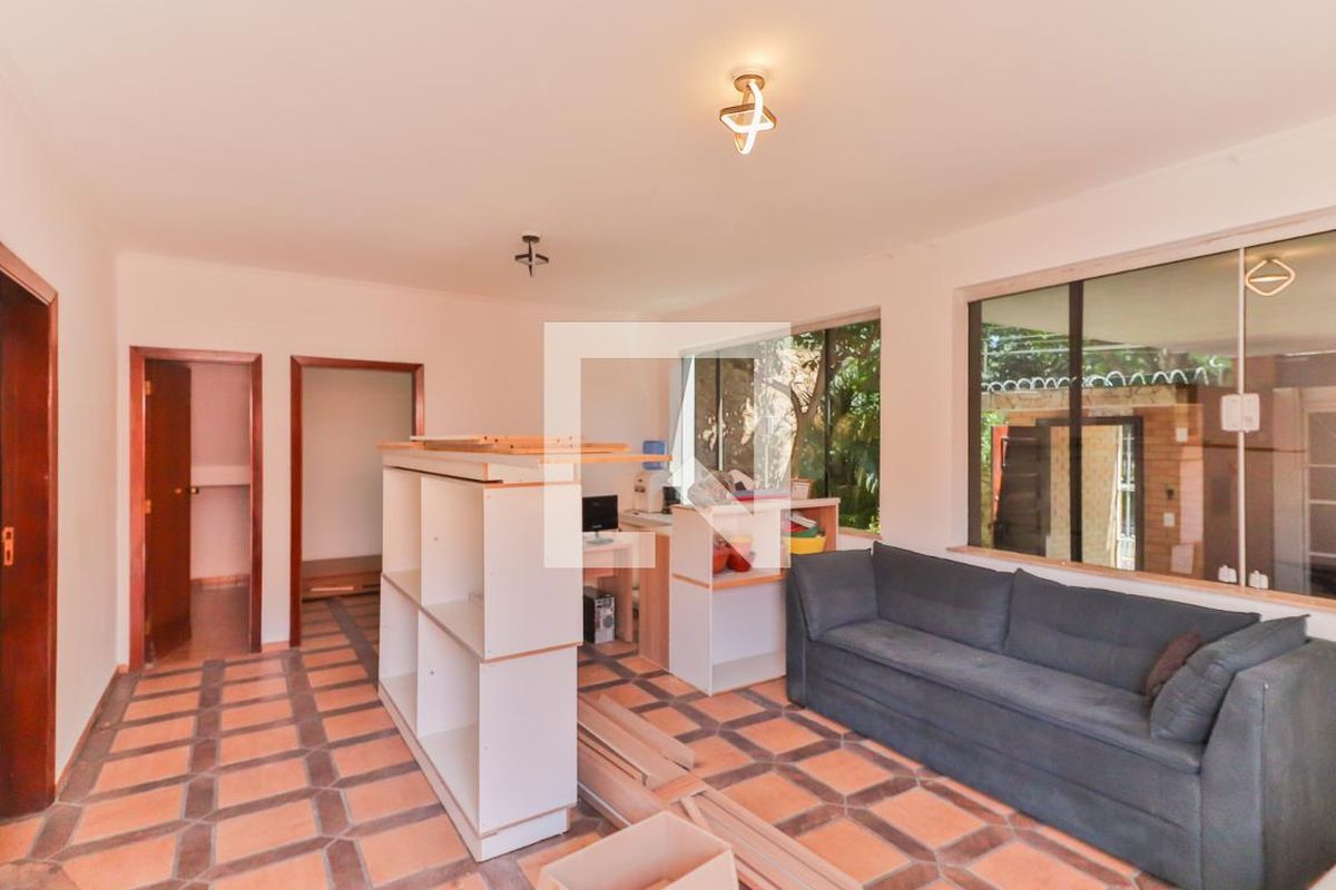 Casa, 5 quartos, 261 m² - Foto 2
