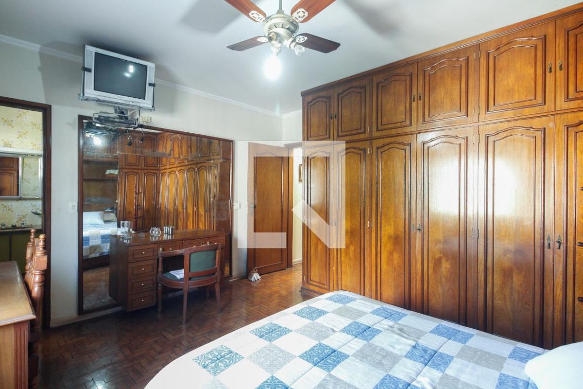 Casa, 4 quartos, 200 m² - Foto 44