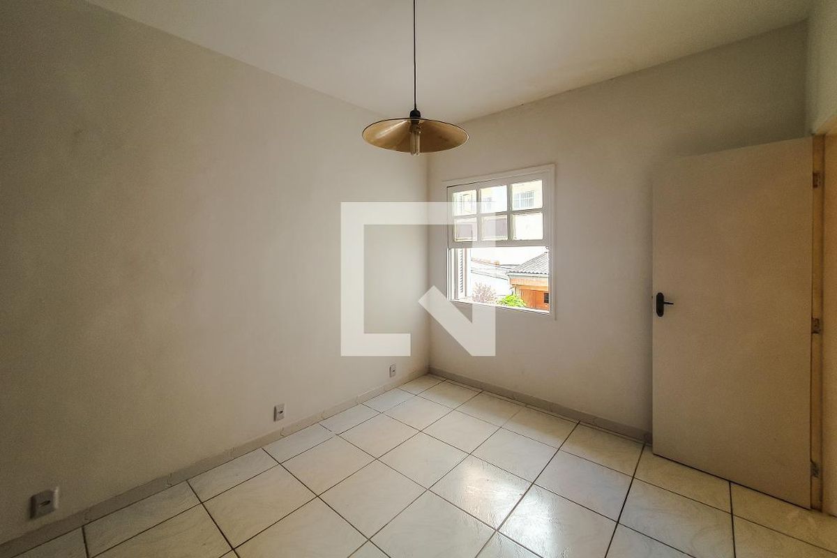 Casa, 4 quartos, 260 m² - Foto 36