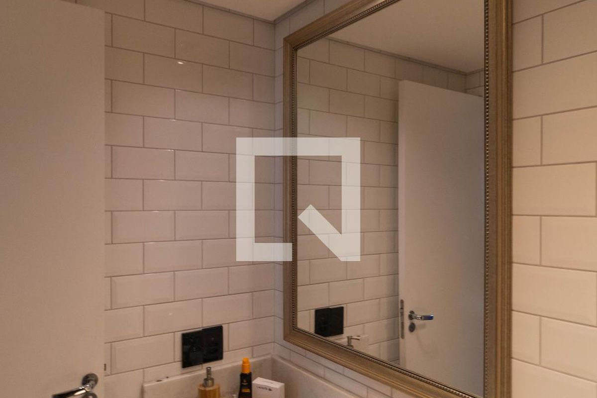 Apartamento à Venda - Centro, 1 Quarto,  48 m2 em , Campinas - sp | SoloBR