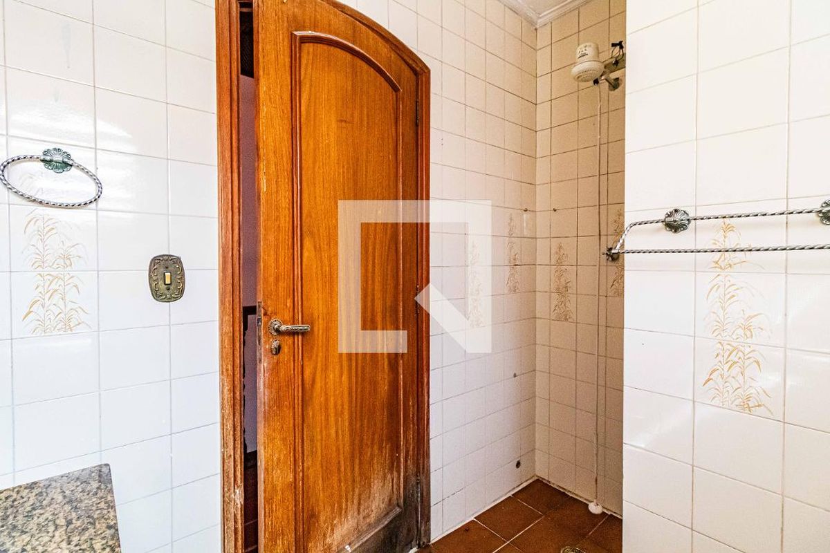 Casa, 3 quartos, 250 m² - Foto 64