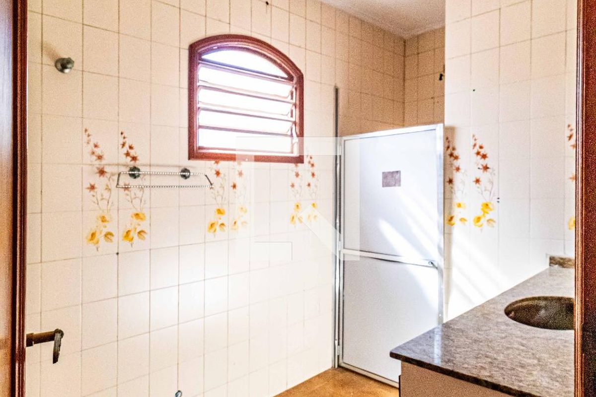 Casa, 3 quartos, 250 m² - Foto 32
