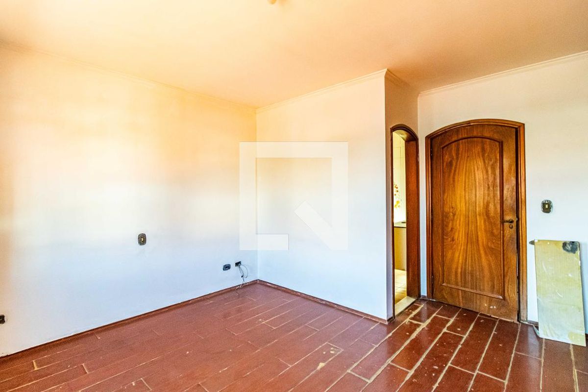 Casa, 3 quartos, 250 m² - Foto 28