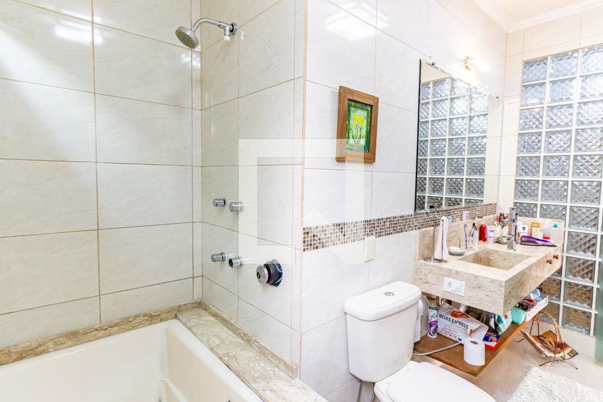 Casa, 3 quartos, 228 m² - Foto 59