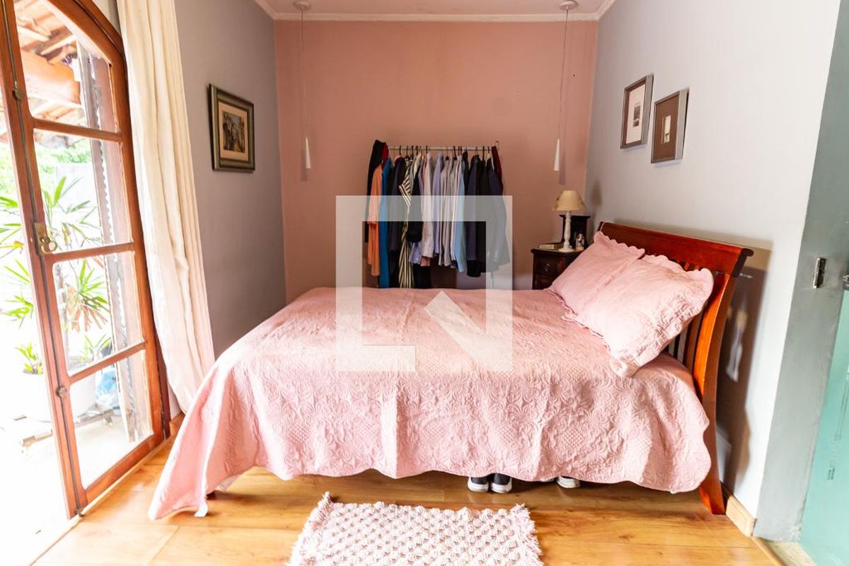 Casa, 3 quartos, 228 m² - Foto 23