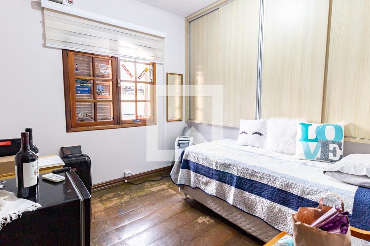 Casa, 3 quartos, 228 m² - Foto 46