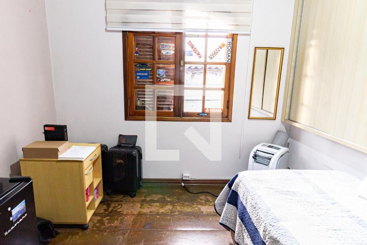 Casa, 3 quartos, 228 m² - Foto 47
