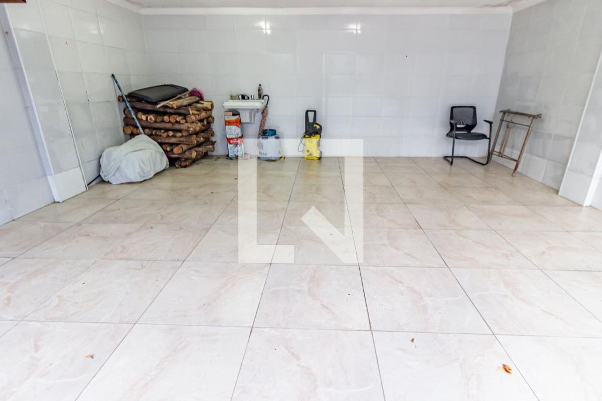 Casa, 3 quartos, 228 m² - Foto 130