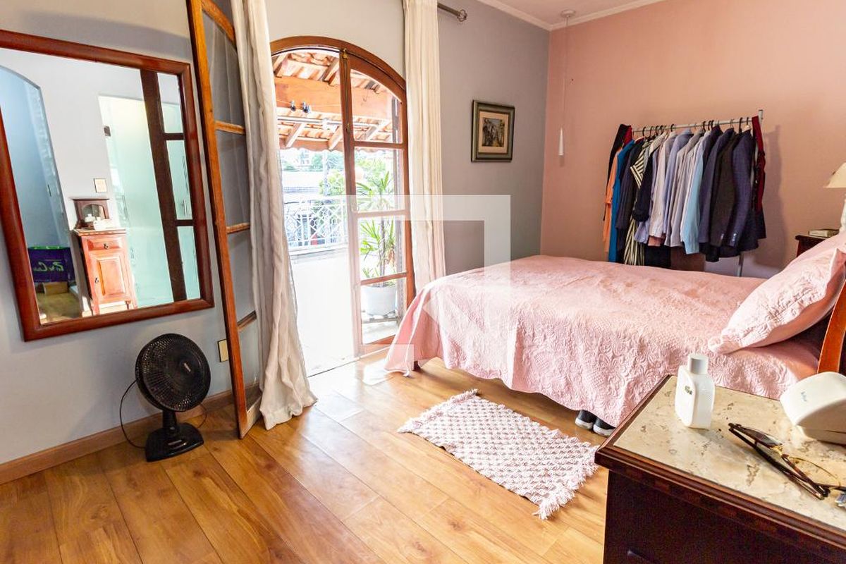 Casa, 3 quartos, 228 m² - Foto 22