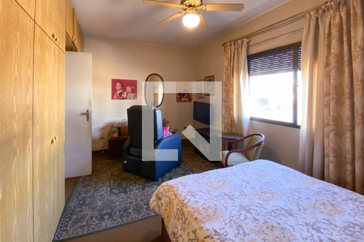 Casa, 3 quartos, 330 m² - Foto 22