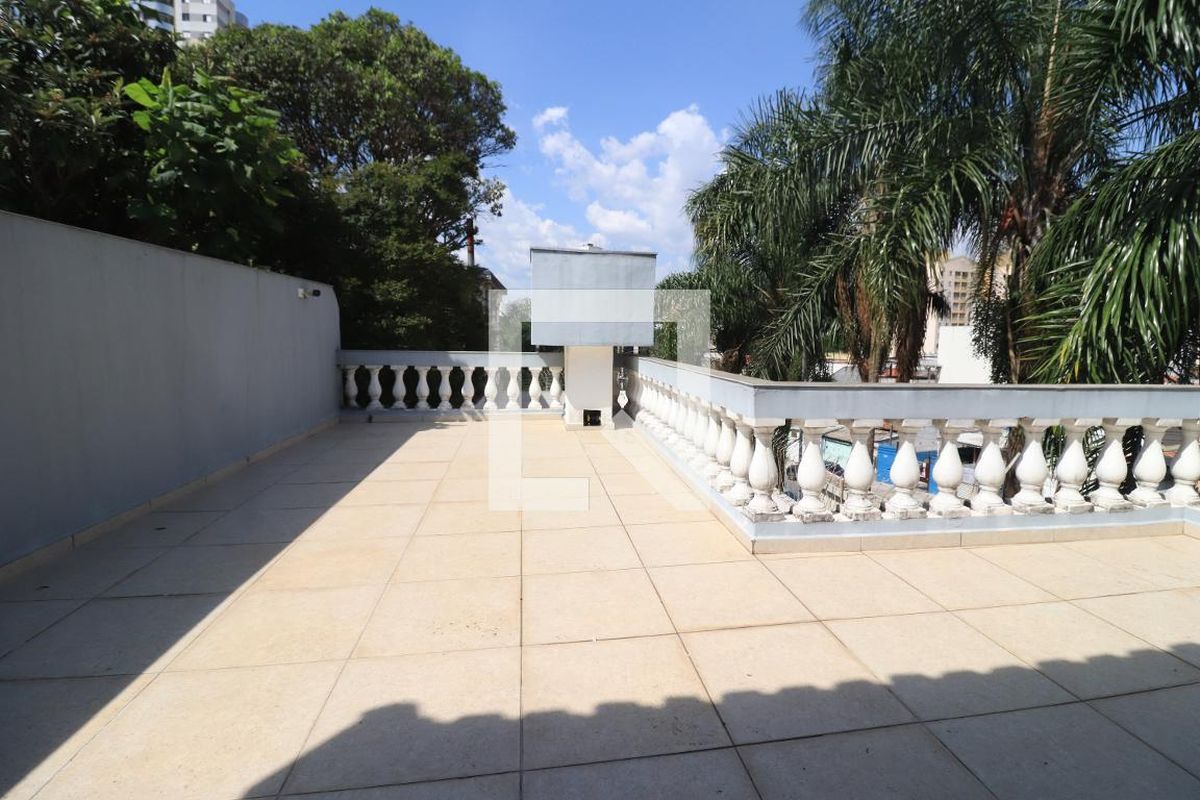 Casa, 3 quartos, 240 m² - Foto 50
