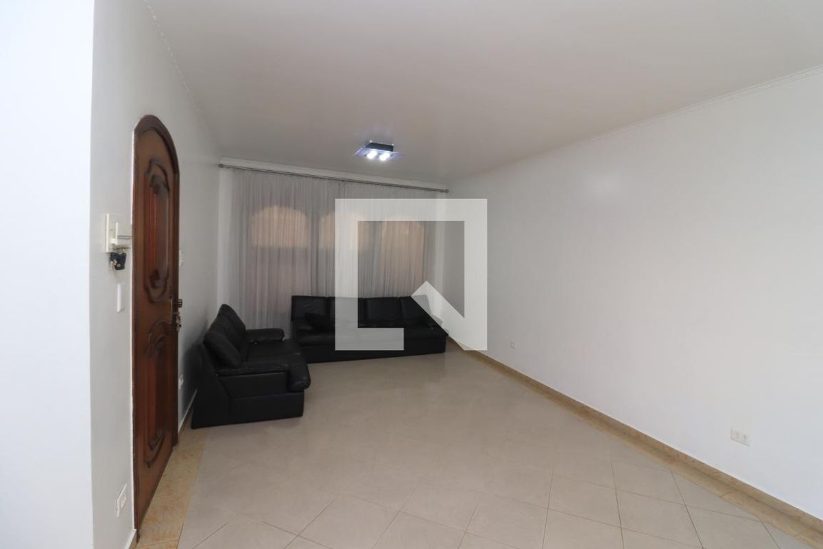 Casa, 3 quartos, 240 m² - Foto 2