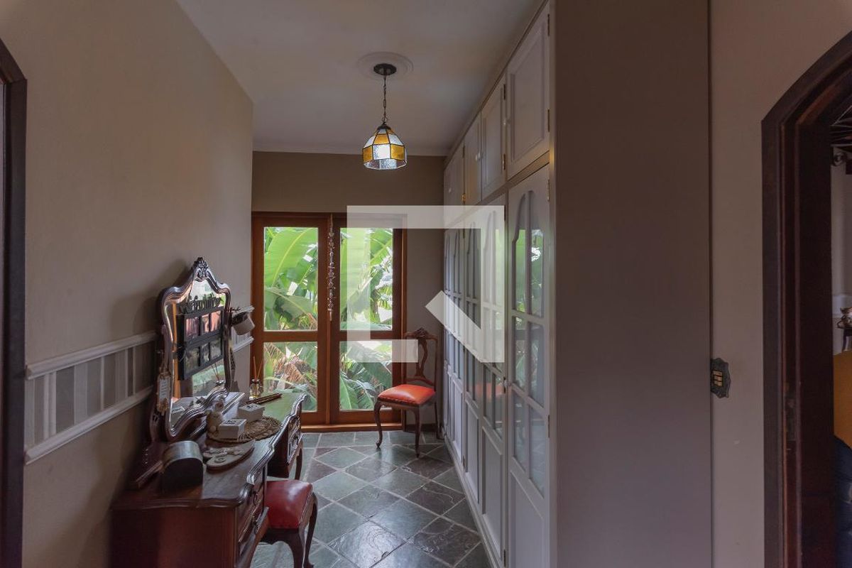 Casa à Venda - Parque Prado, 3 Quartos,  346 m2 em , Campinas - sp | SoloBR