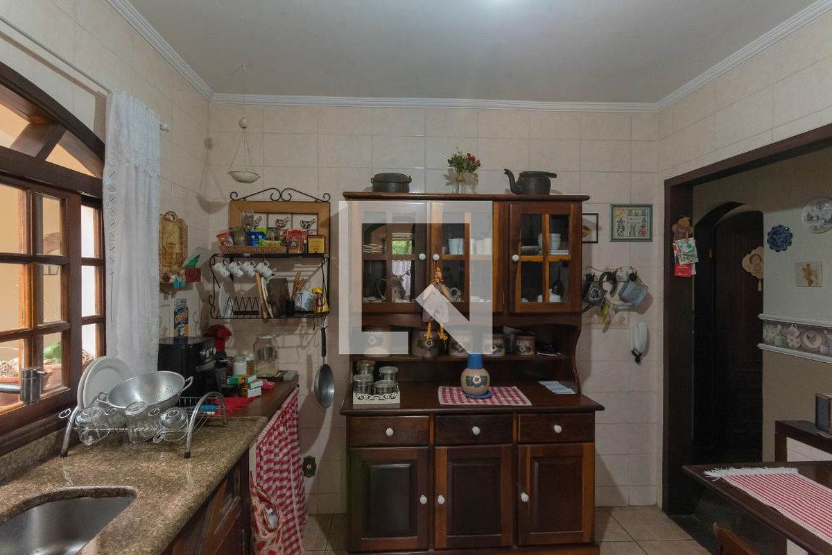 Casa à Venda - Parque Prado, 3 Quartos,  346 m2 em , Campinas - sp | SoloBR