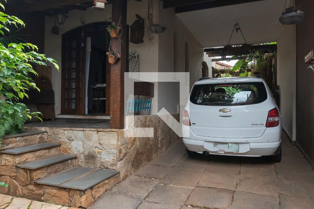 Casa à Venda - Parque Prado, 3 Quartos,  346 m2 em , Campinas - sp | SoloBR