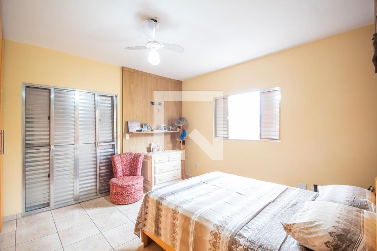 Casa, 3 quartos, 260 m² - Foto 20