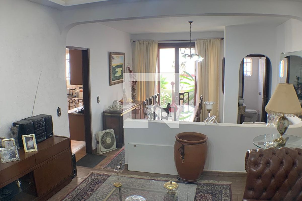 Casa, 4 quartos, 310 m² - Foto 2