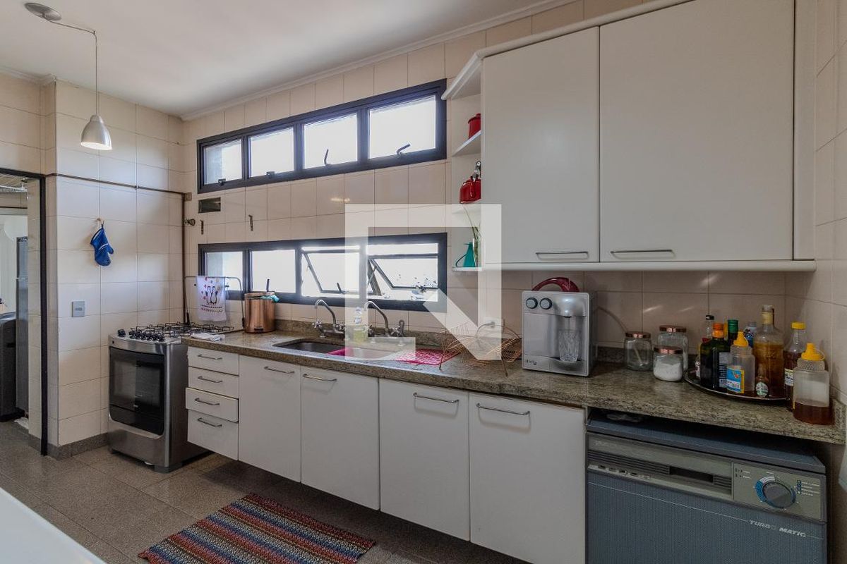 Apartamento, 3 quartos, 257 m² - Foto 166