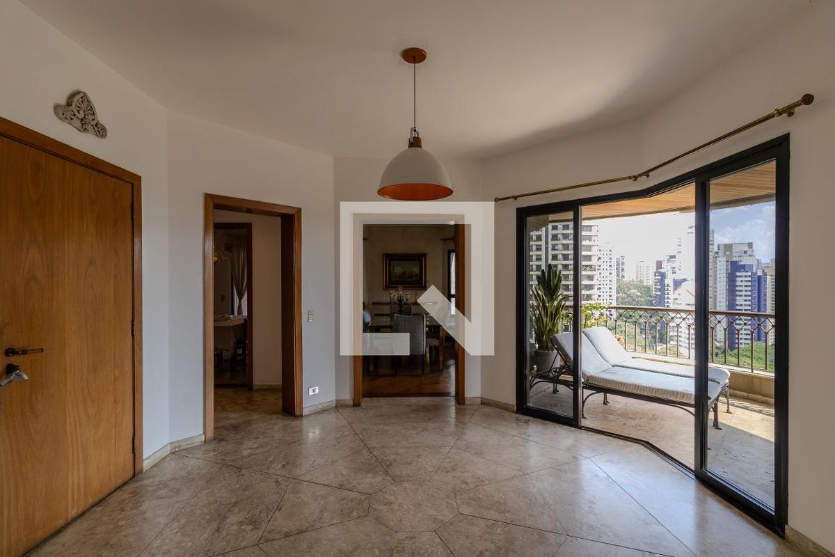 Apartamento, 3 quartos, 257 m² - Foto 200