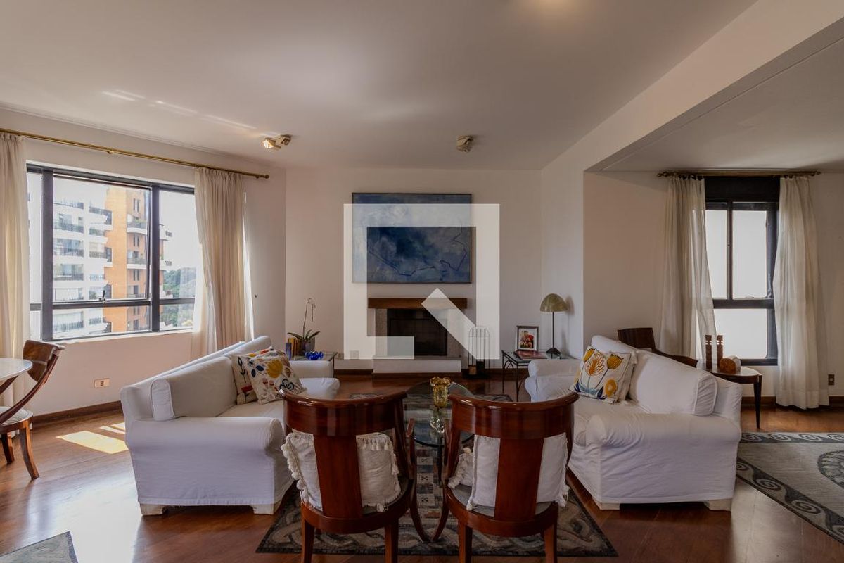 Apartamento, 3 quartos, 257 m² - Foto 2