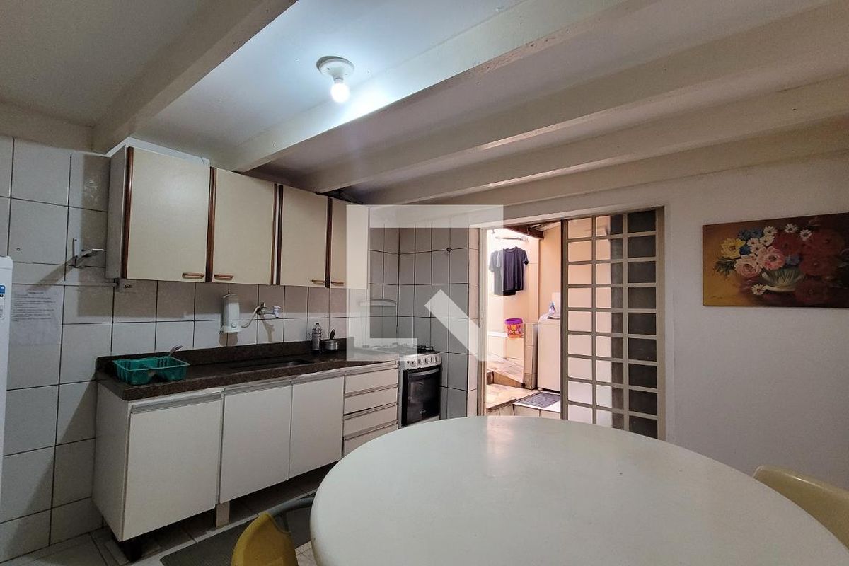 Casa à Venda - Cambuí, 15 Quartos,  167 m2 em , Campinas - sp | SoloBR