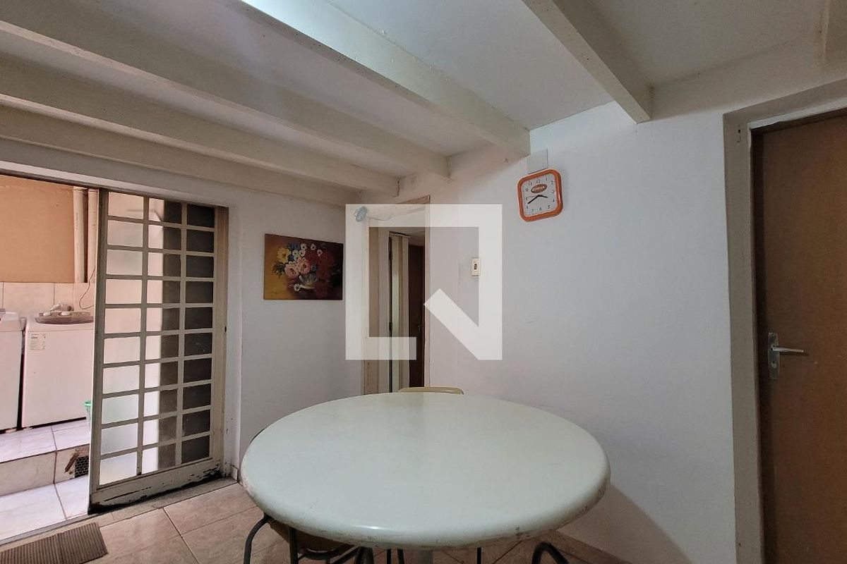 Casa à Venda - Cambuí, 15 Quartos,  167 m2 em , Campinas - sp | SoloBR