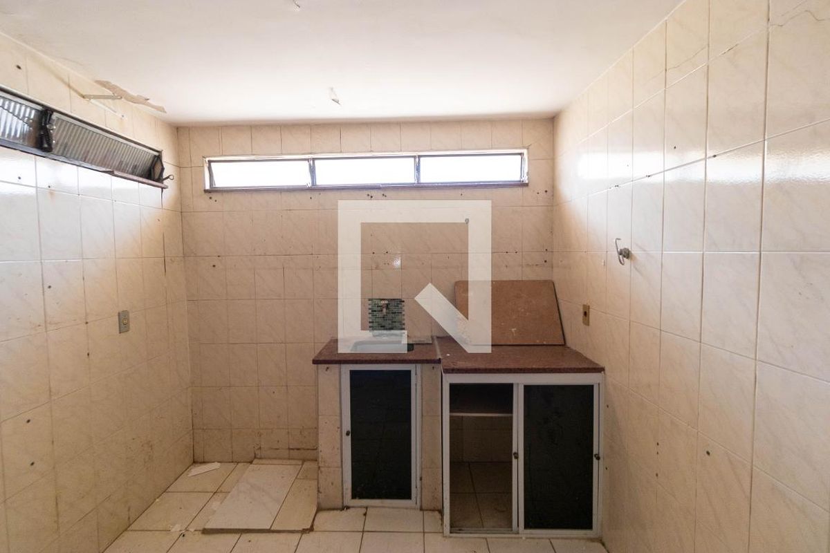 Casa à Venda - Jardim Santana, 5 Quartos,  120 m2 em , Campinas - sp | SoloBR