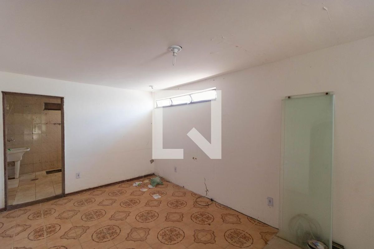 Casa à Venda - Jardim Santana, 5 Quartos,  120 m2 em , Campinas - sp | SoloBR