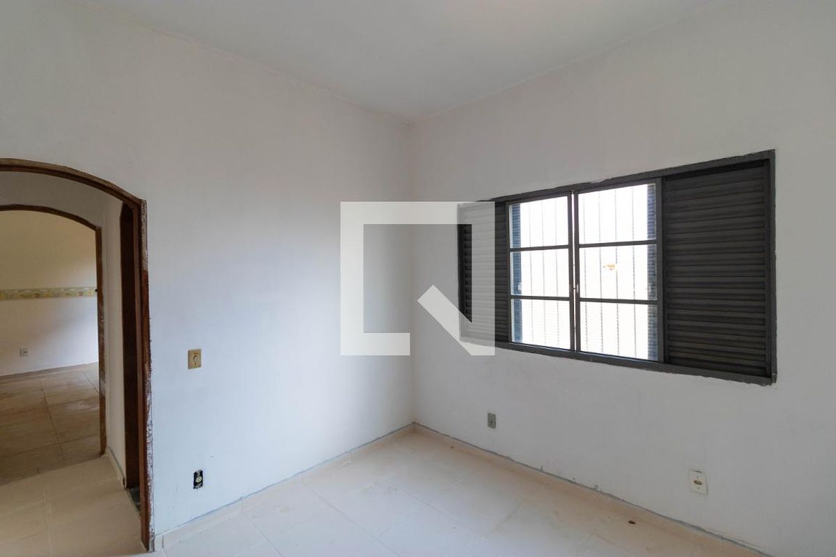 Casa à Venda - Jardim Santana, 5 Quartos,  120 m2 em , Campinas - sp | SoloBR