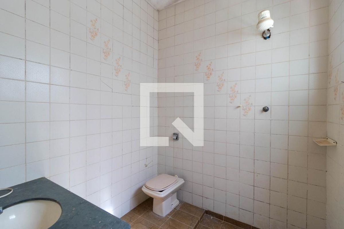 Casa à Venda - Jardim Santana, 5 Quartos,  120 m2 em , Campinas - sp | SoloBR