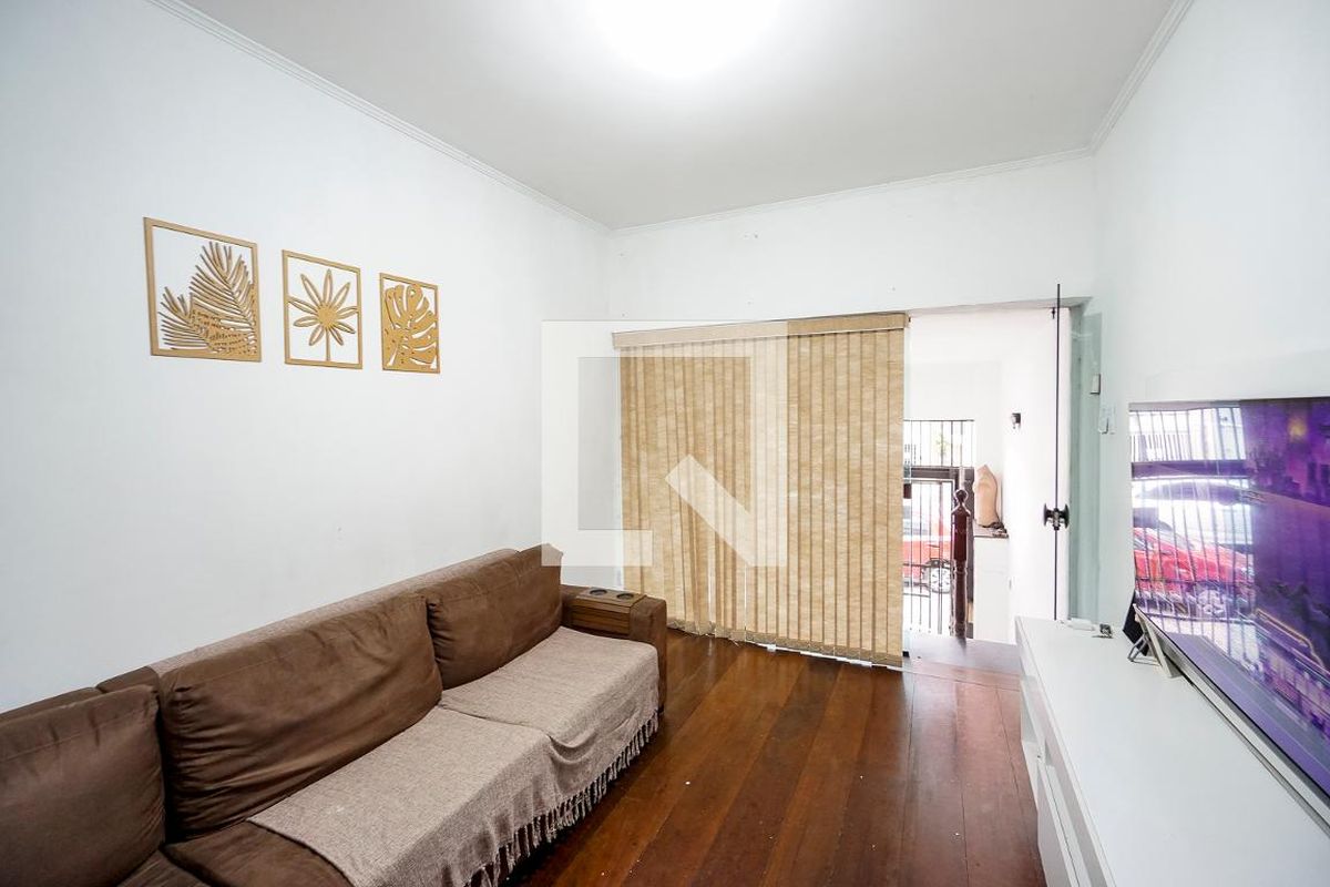 Casa, 3 quartos, 240 m² - Foto 3