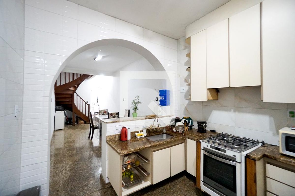 Casa, 3 quartos, 240 m² - Foto 120