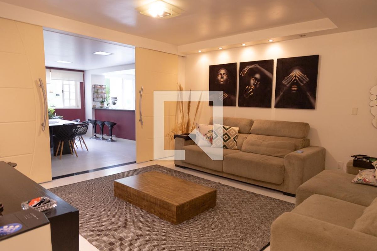 Casa, 4 quartos, 350 m² - Foto 1