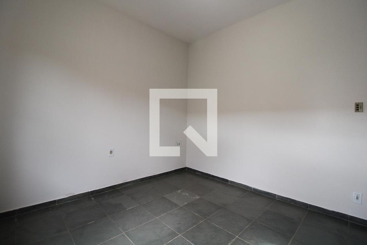 Casa à Venda - Jardim Flamboyant, 3 Quartos,  213 m2 em , Campinas - sp | SoloBR