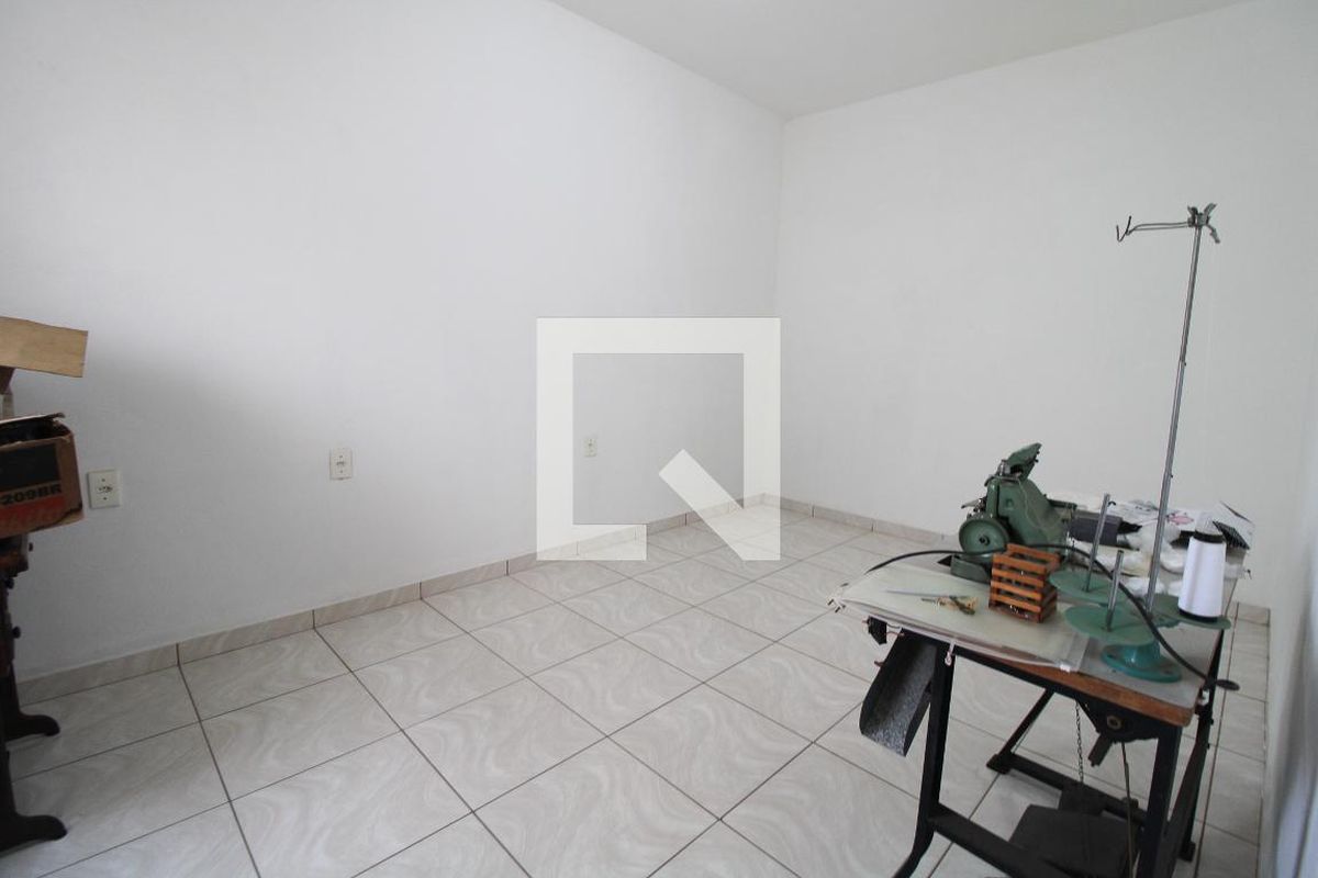 Casa à Venda - Jardim Flamboyant, 3 Quartos,  213 m2 em , Campinas - sp | SoloBR