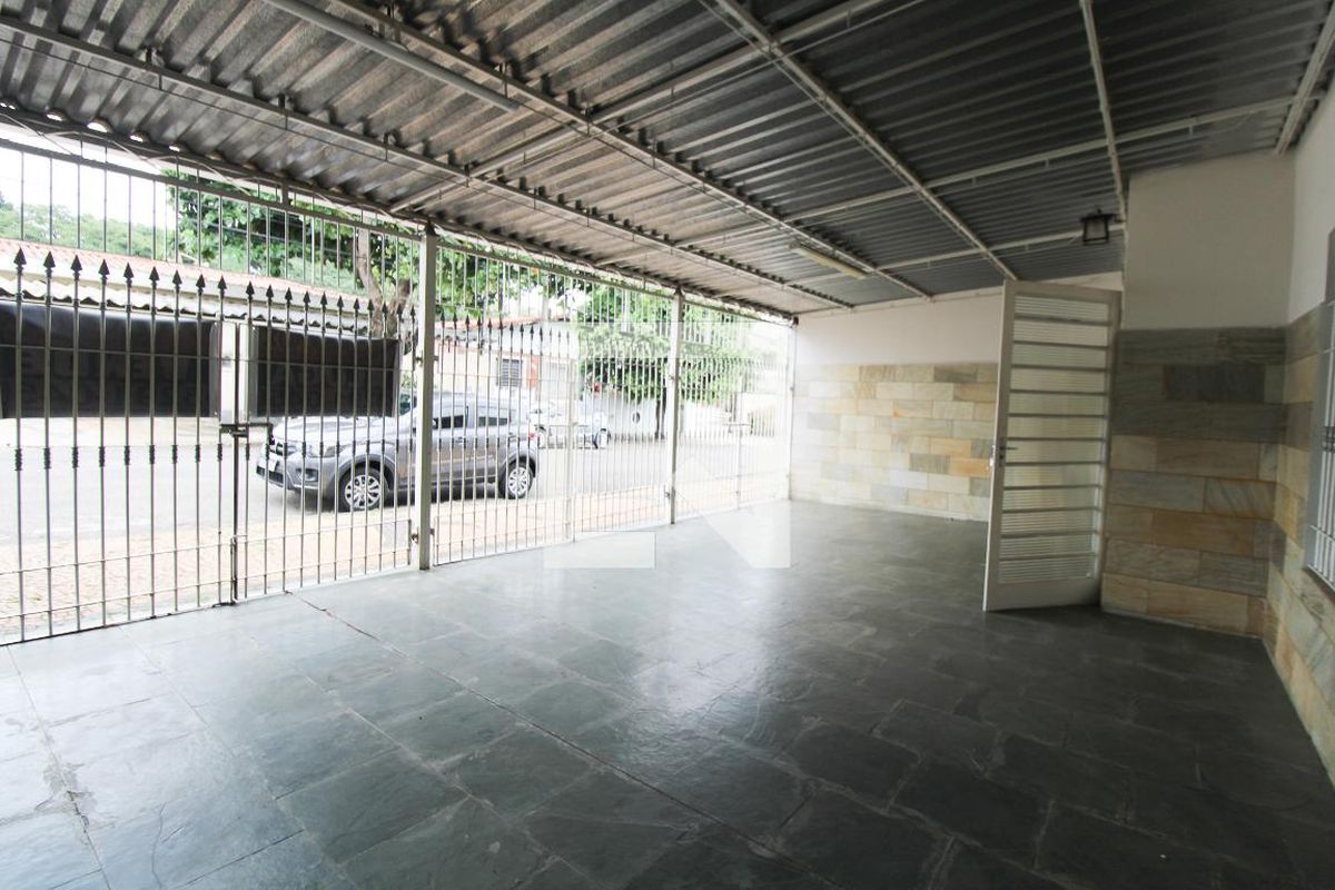 Casa à Venda - Jardim Flamboyant, 3 Quartos,  213 m2 em , Campinas - sp | SoloBR