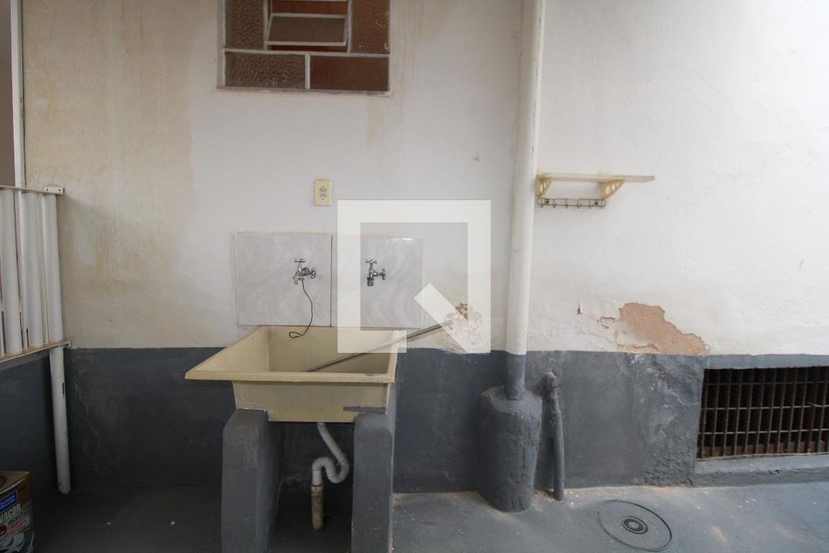 Casa à Venda - Jardim Flamboyant, 3 Quartos,  213 m2 em , Campinas - sp | SoloBR