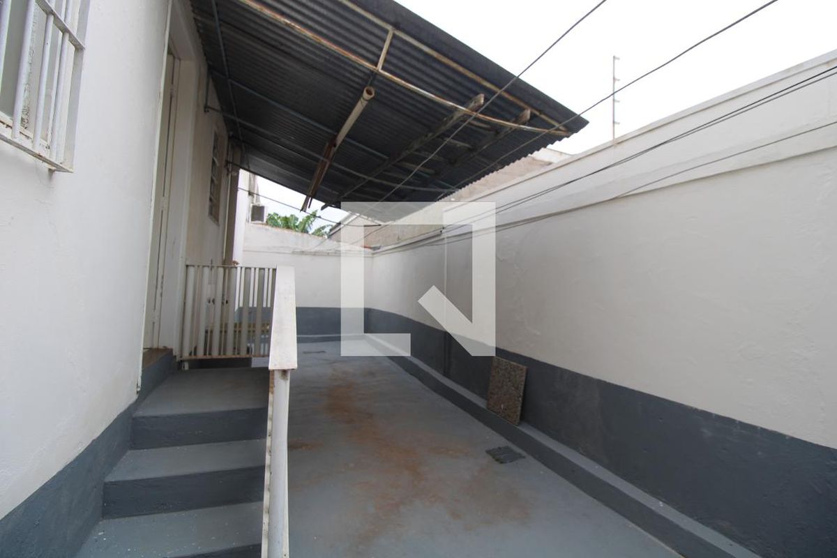 Casa à Venda - Jardim Flamboyant, 3 Quartos,  213 m2 em , Campinas - sp | SoloBR
