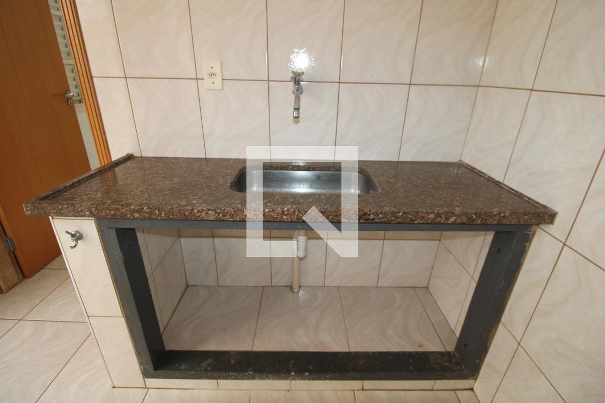 Casa à Venda - Jardim Flamboyant, 3 Quartos,  213 m2 em , Campinas - sp | SoloBR
