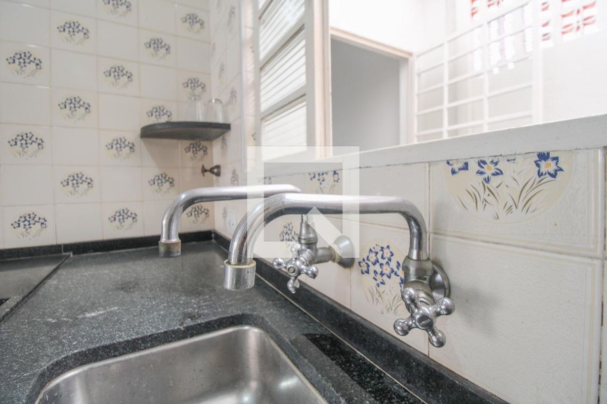 Casa à Venda - Jardim Flamboyant, 3 Quartos,  213 m2 em , Campinas - sp | SoloBR