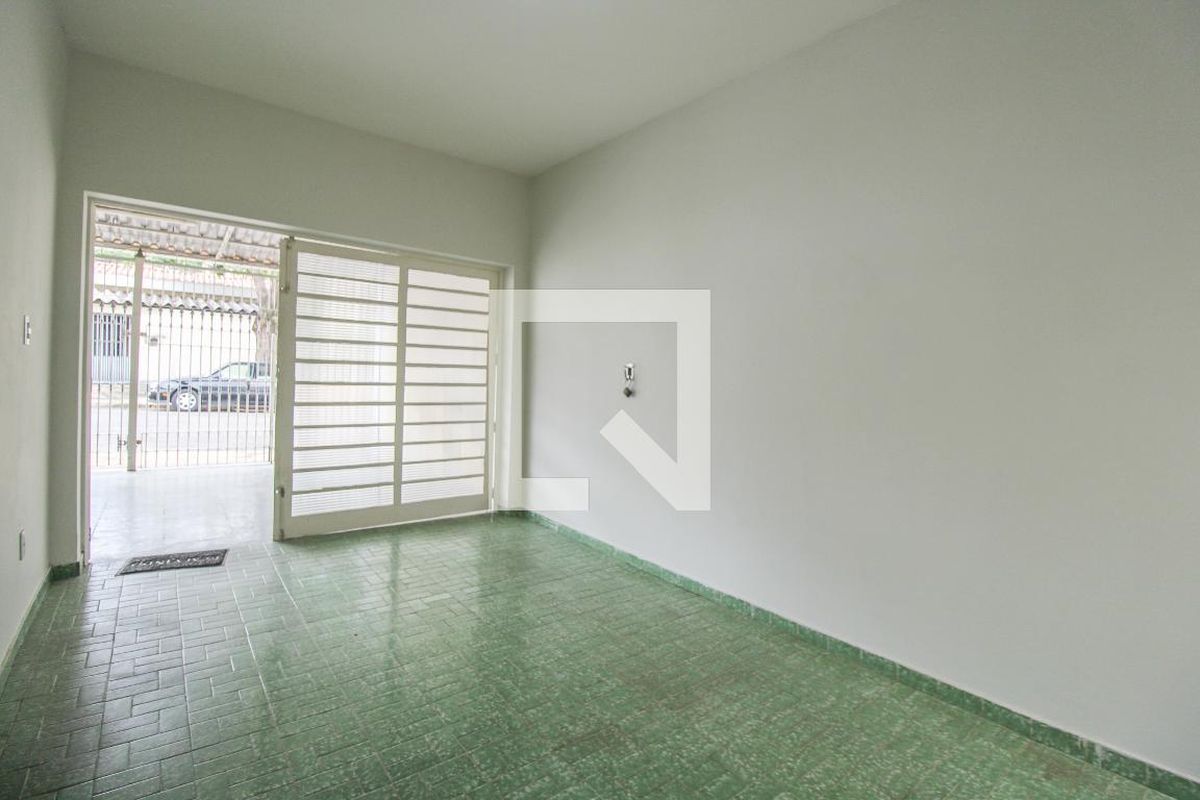 Casa à Venda - Jardim Flamboyant, 3 Quartos,  213 m2 em , Campinas - sp | SoloBR